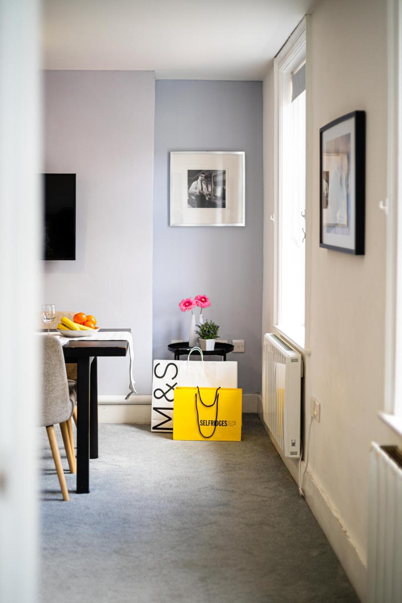 Selfridges Parkside Haven - 2 Bedroom * Londres