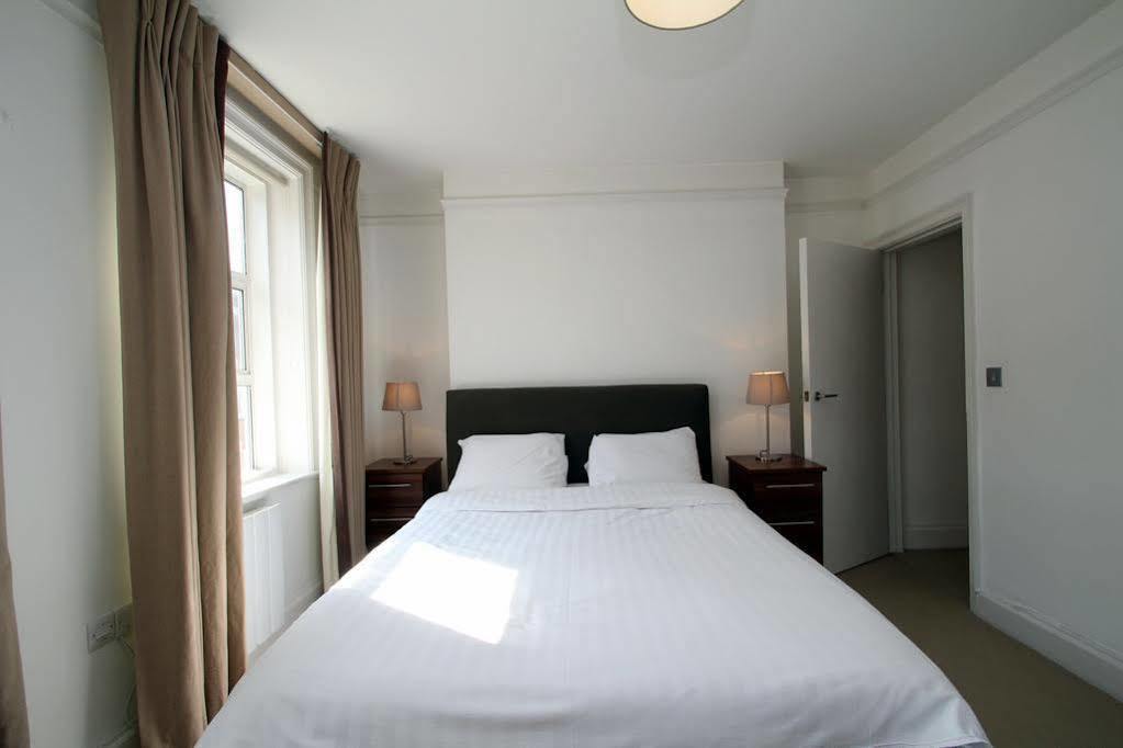 Selfridges Parkside Haven - 2 Bedroom Apartamento